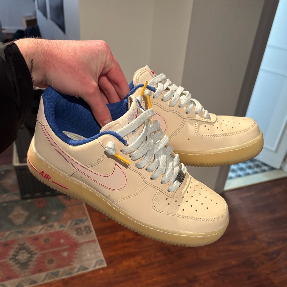 Nike Air Force 1 low '07 lv8 'ice sole' men size 8.5